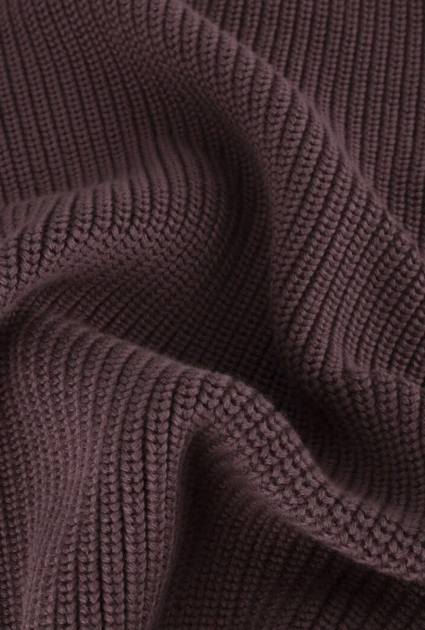 
                      
                        Soho sweater | purple vintage
                      
                    