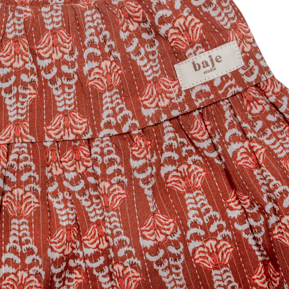 
                      
                        Springs skirt | vintage red
                      
                    